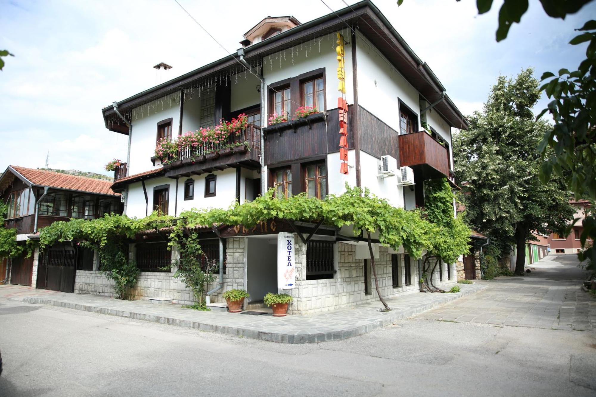 Oazis Family Hotel Lovech Exterior foto