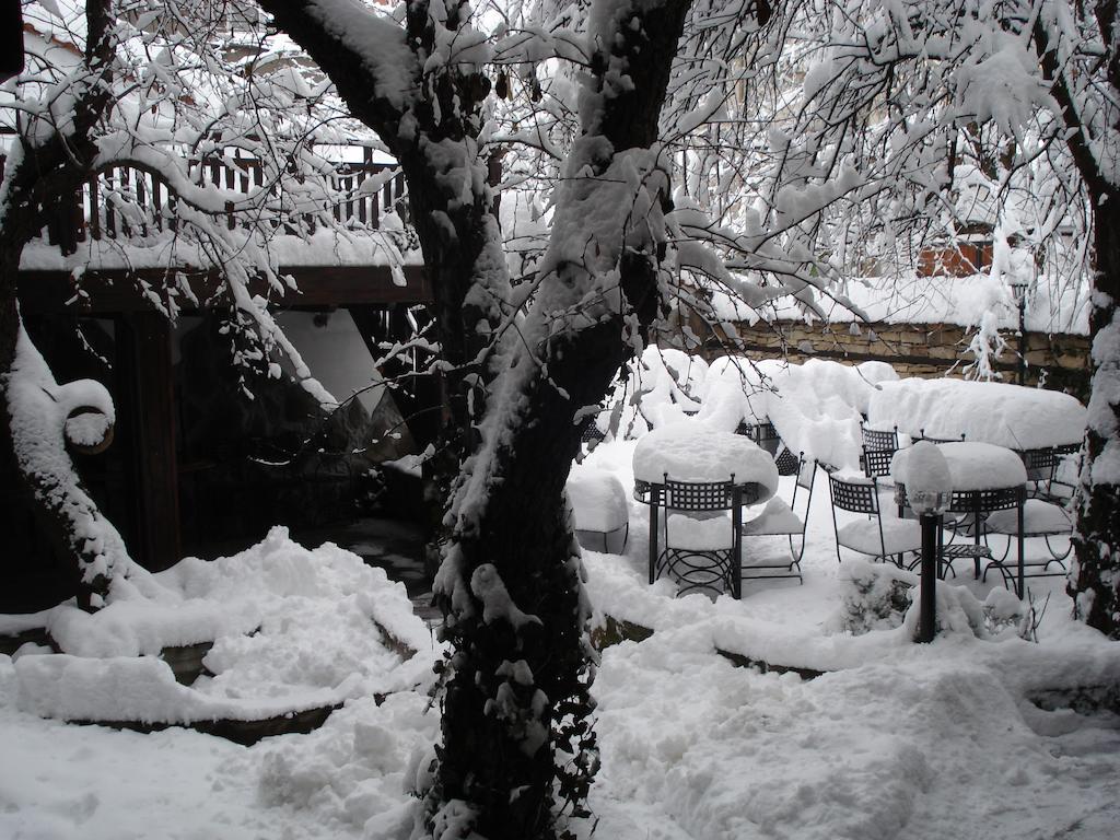 Oazis Family Hotel Lovech Exterior foto