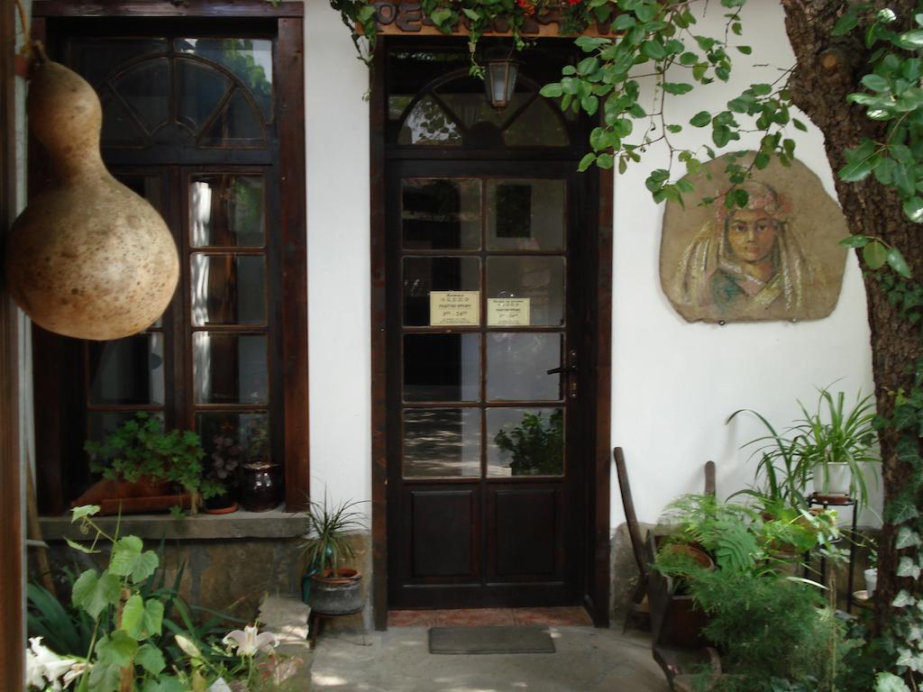 Oazis Family Hotel Lovech Exterior foto