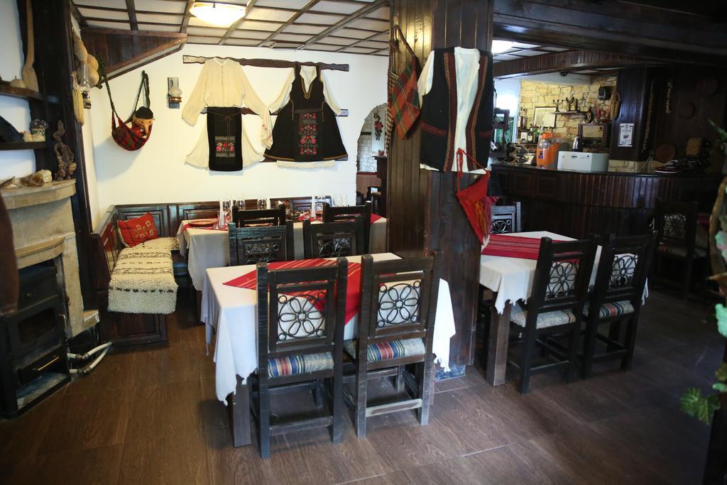 Oazis Family Hotel Lovech Exterior foto