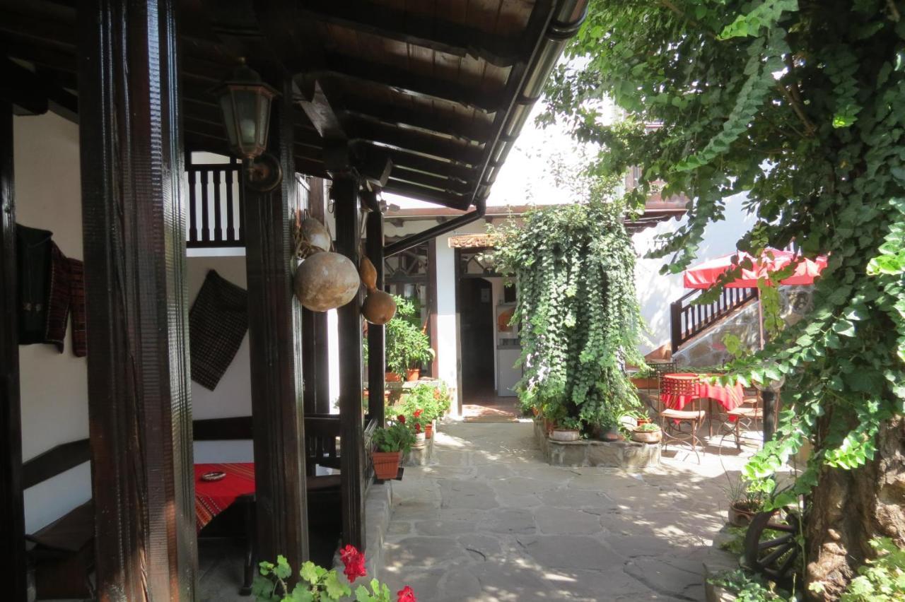 Oazis Family Hotel Lovech Exterior foto