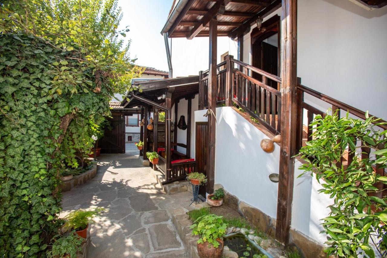 Oazis Family Hotel Lovech Exterior foto
