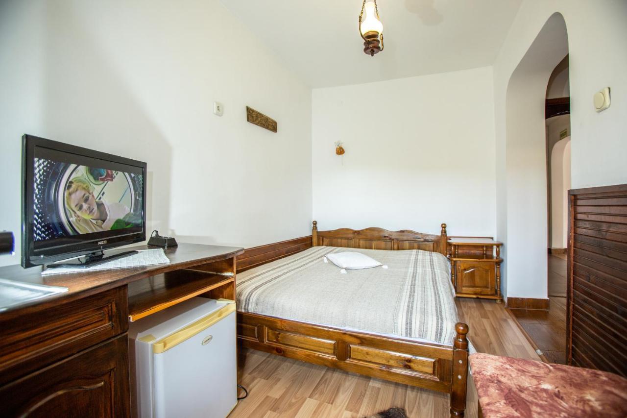 Oazis Family Hotel Lovech Exterior foto