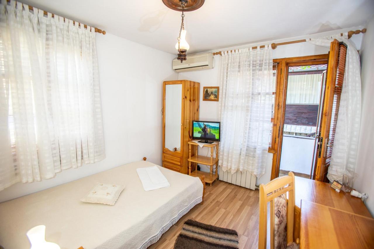 Oazis Family Hotel Lovech Exterior foto