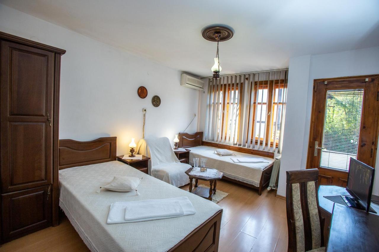 Oazis Family Hotel Lovech Exterior foto