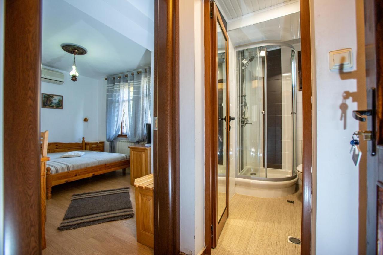 Oazis Family Hotel Lovech Exterior foto