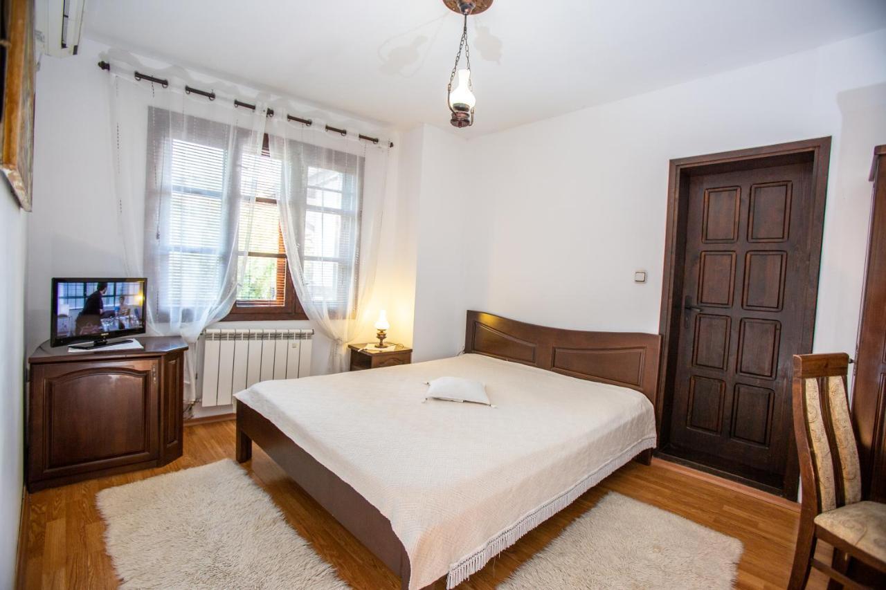 Oazis Family Hotel Lovech Exterior foto