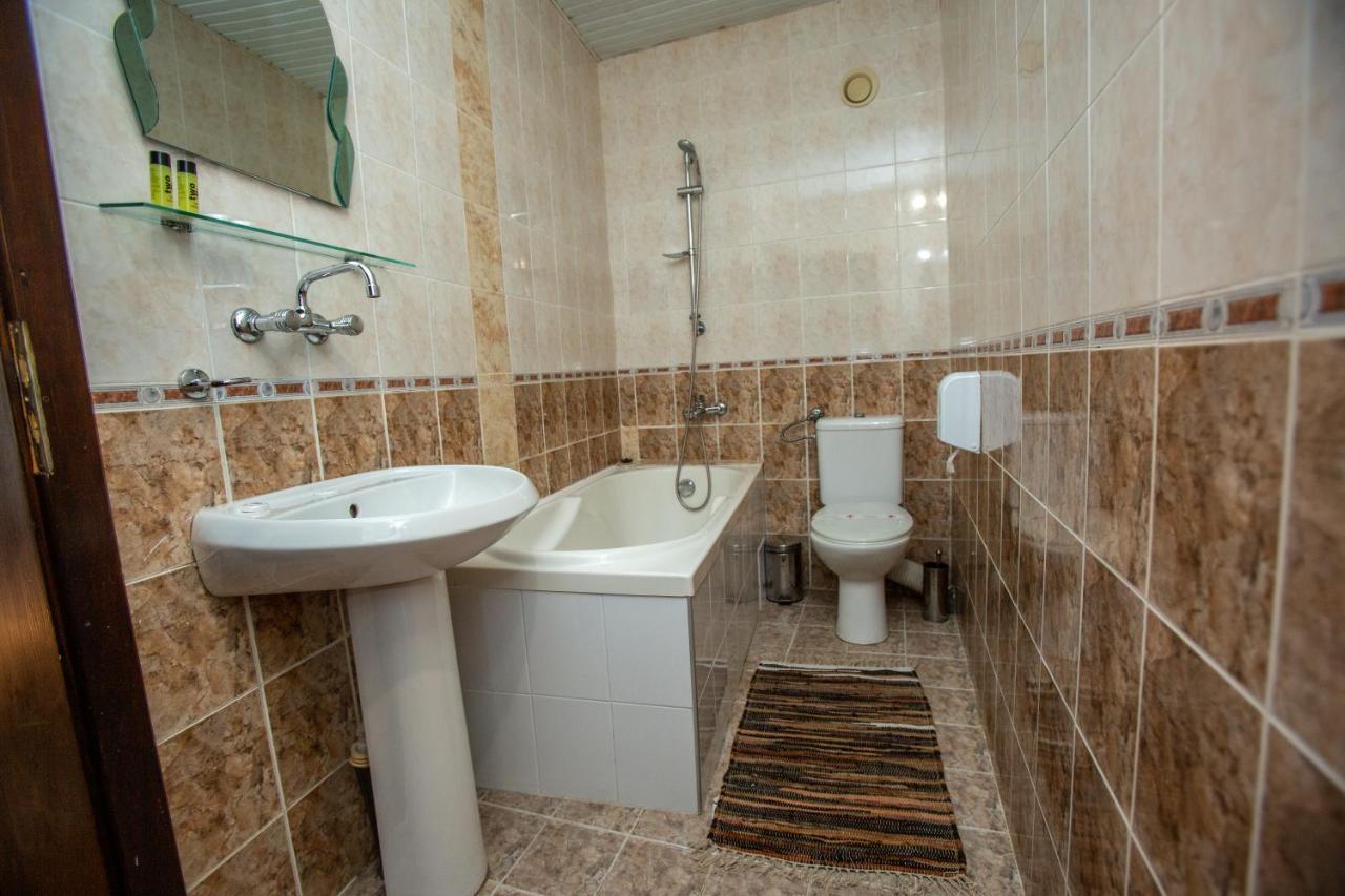 Oazis Family Hotel Lovech Exterior foto