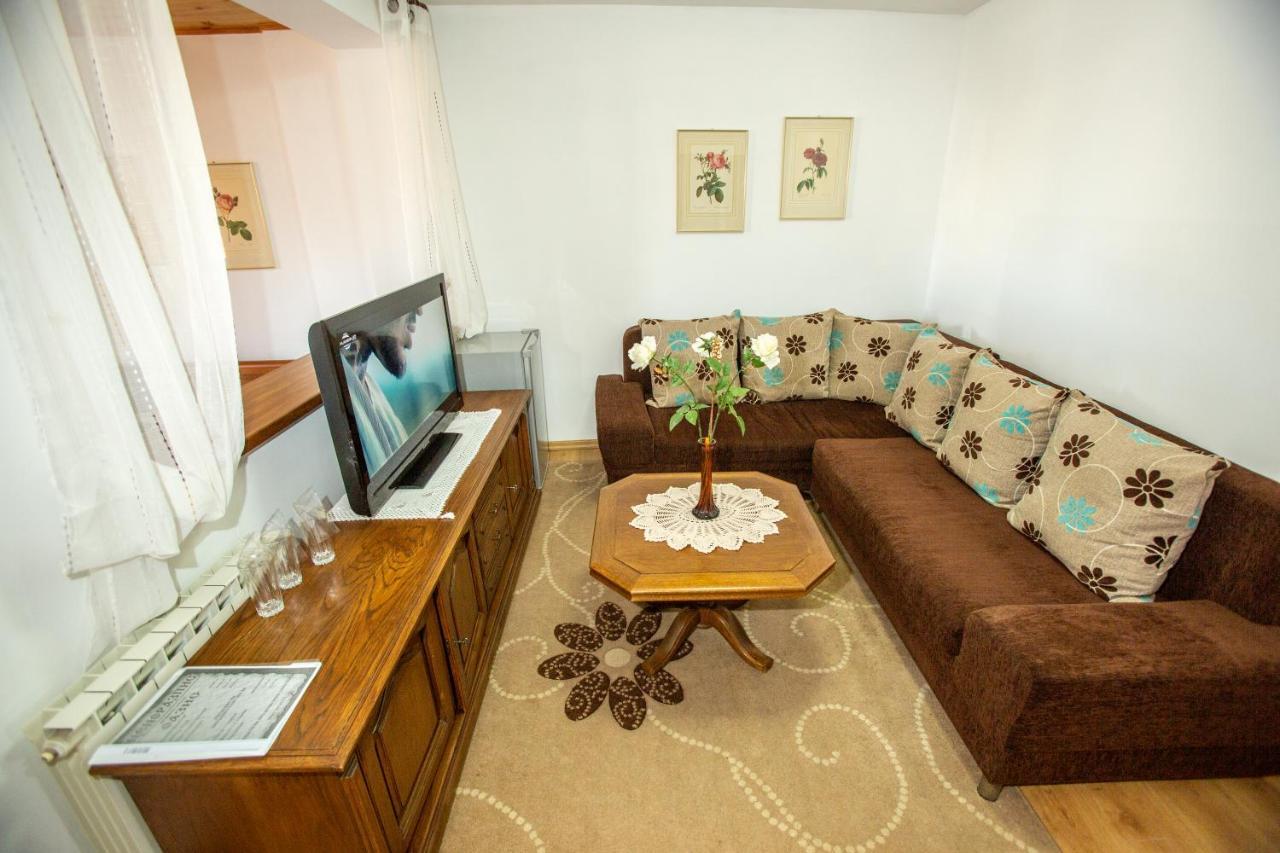 Oazis Family Hotel Lovech Exterior foto